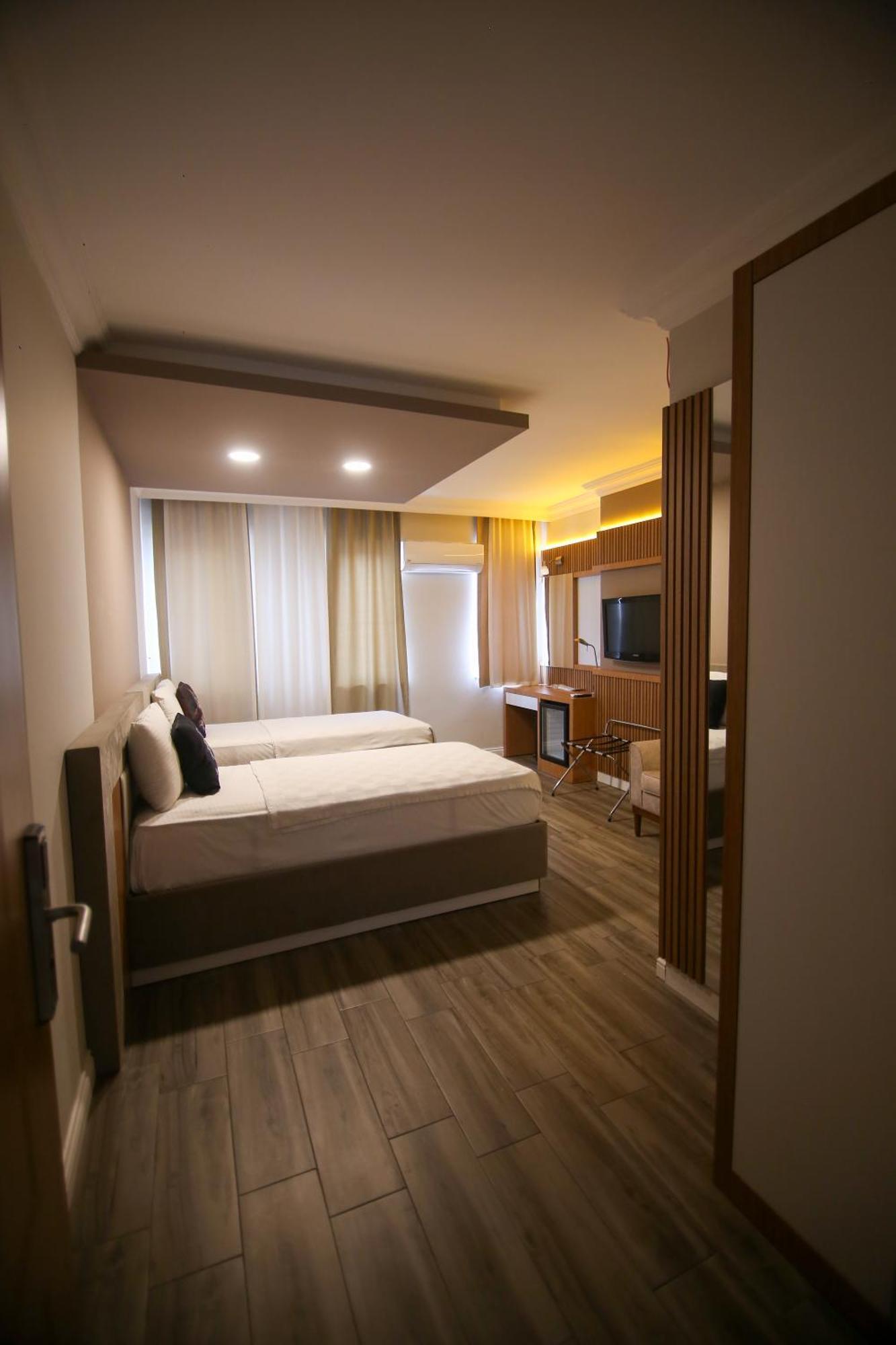 Cevik Palace Hotel Antalya Extérieur photo