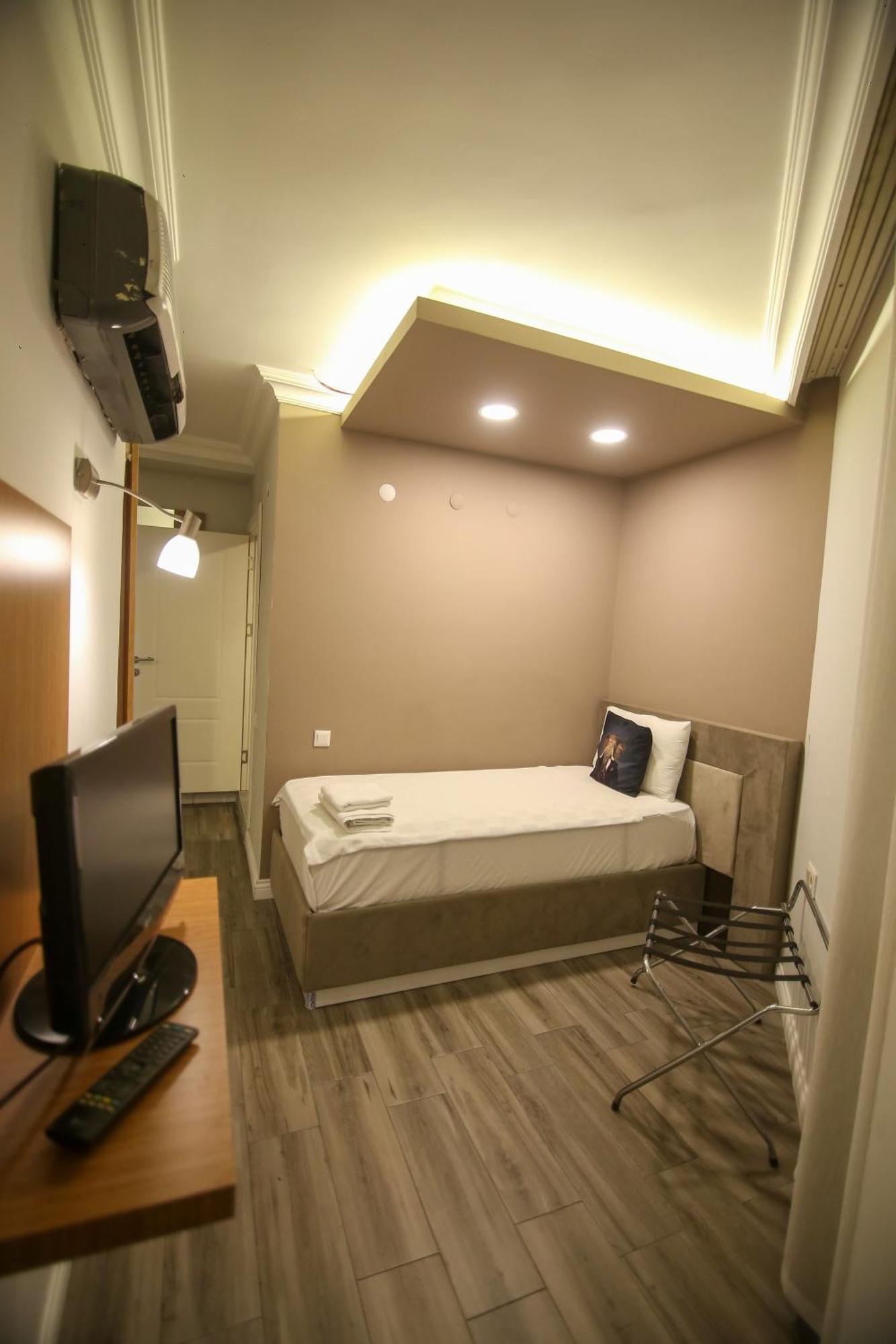 Cevik Palace Hotel Antalya Extérieur photo